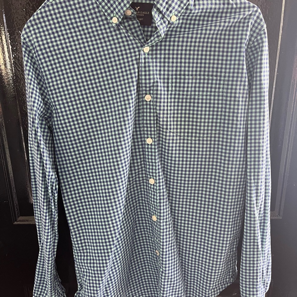 American Eagle button up EUC